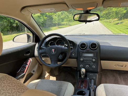Used 2009 Pontiac G6 Sedan image 12
