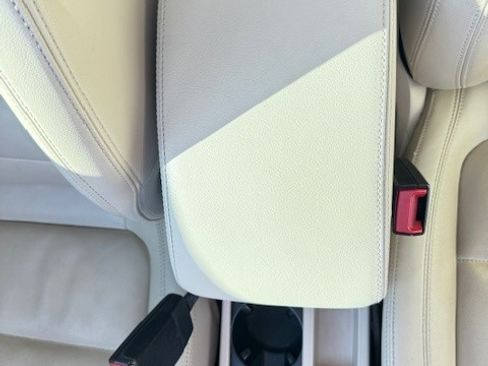 Used 2012 Volkswagen Tiguan SEL image 27