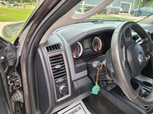Used 2017 RAM 2500 Tradesman w/ Popular Equipment Group AWD/4WD image 10