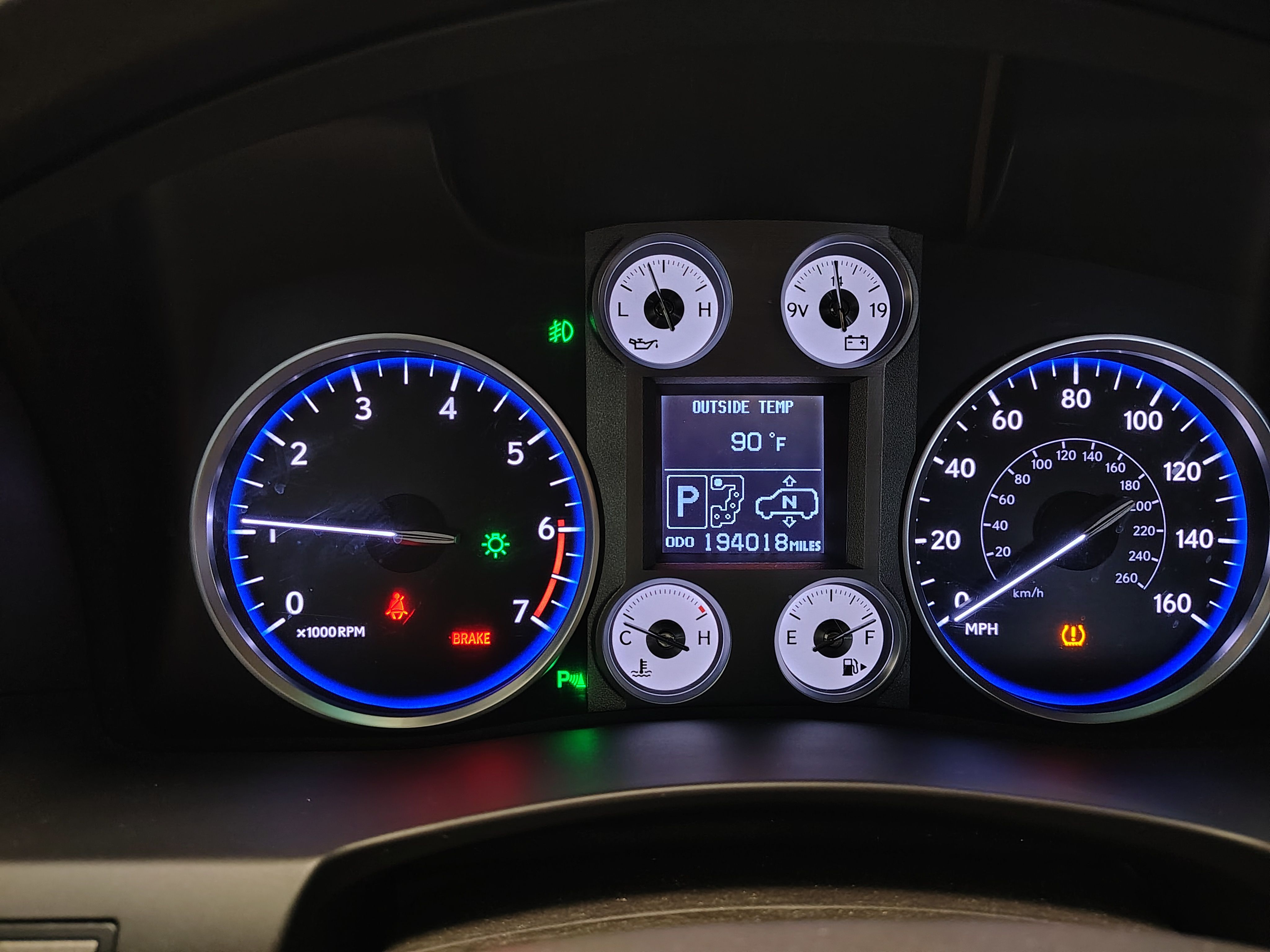 Used 2010 Lexus LX 570 4WD image 13
