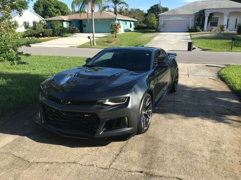 Used 2018 Chevrolet Camaro ZL1 image 8