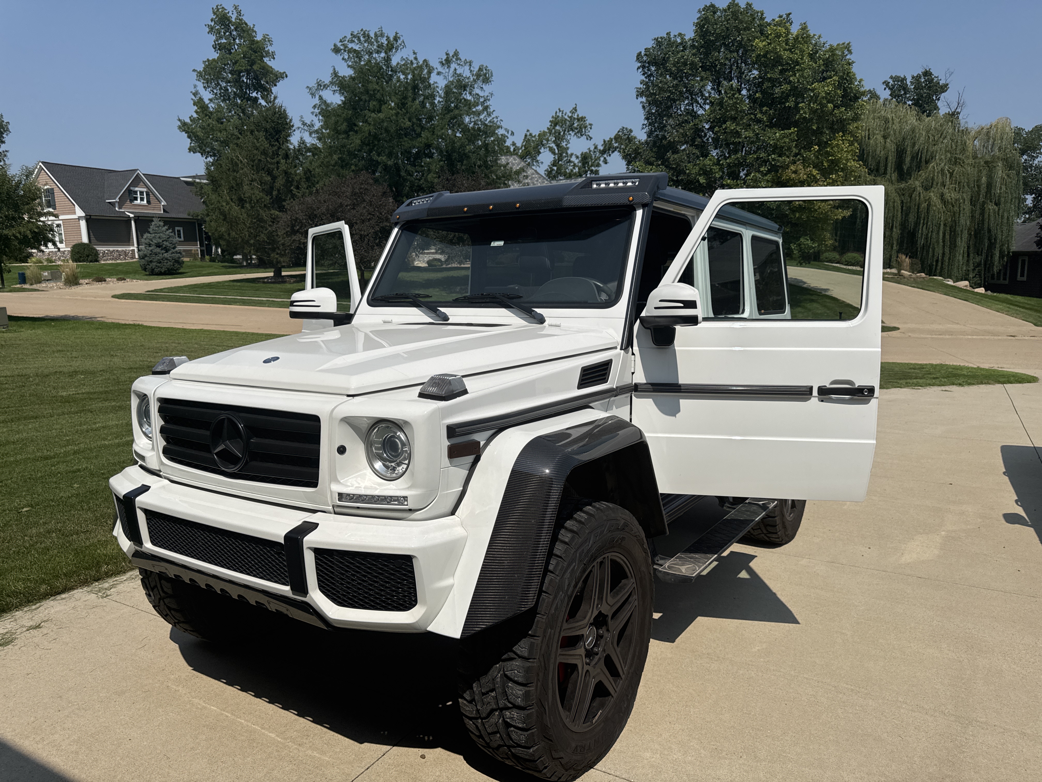 Used 2017 Mercedes-Benz G 550 Squared image 19