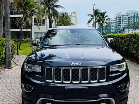 Used 2014 Jeep Grand Cherokee Overland AWD/4WD image 2