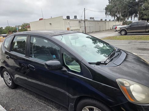 Used 2012 Honda Fit image 2