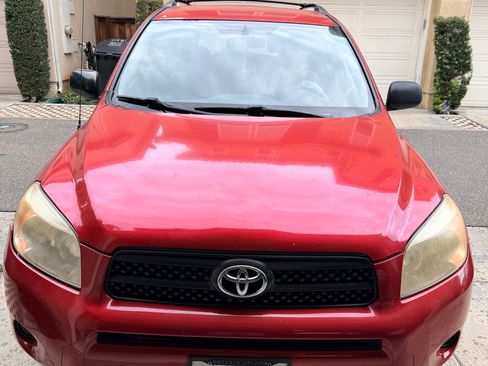 Used 2007 Toyota RAV4 2WD w/ 3rd Row image 11
