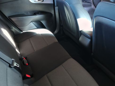 Used 2022 Kia Forte FE Sedan 4D image 14