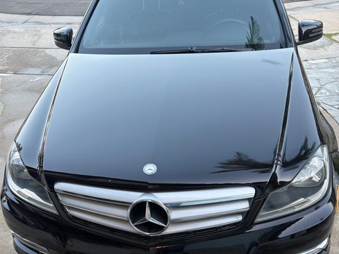 Used 2013 Mercedes-Benz C 250 Sedan image 2