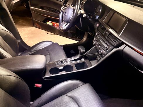 Used 2019 Kia Optima EX w/ EX Premium Package FWD image 10