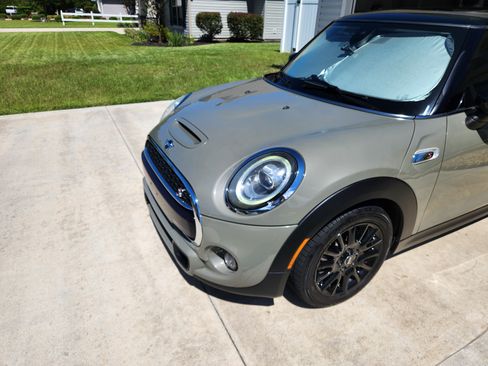 Used 2020 MINI Cooper S image 12