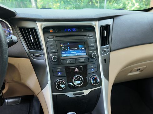 Used 2014 Hyundai Sonata GLS w/ Popular Equipment Group 2 FWD image 14