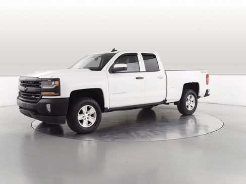 Used 2016 Chevrolet Silverado 1500 LT w/ All Star Edition image 2