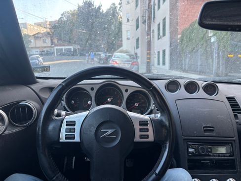 Used 2008 Nissan 350Z Enthusiast RWD image 13