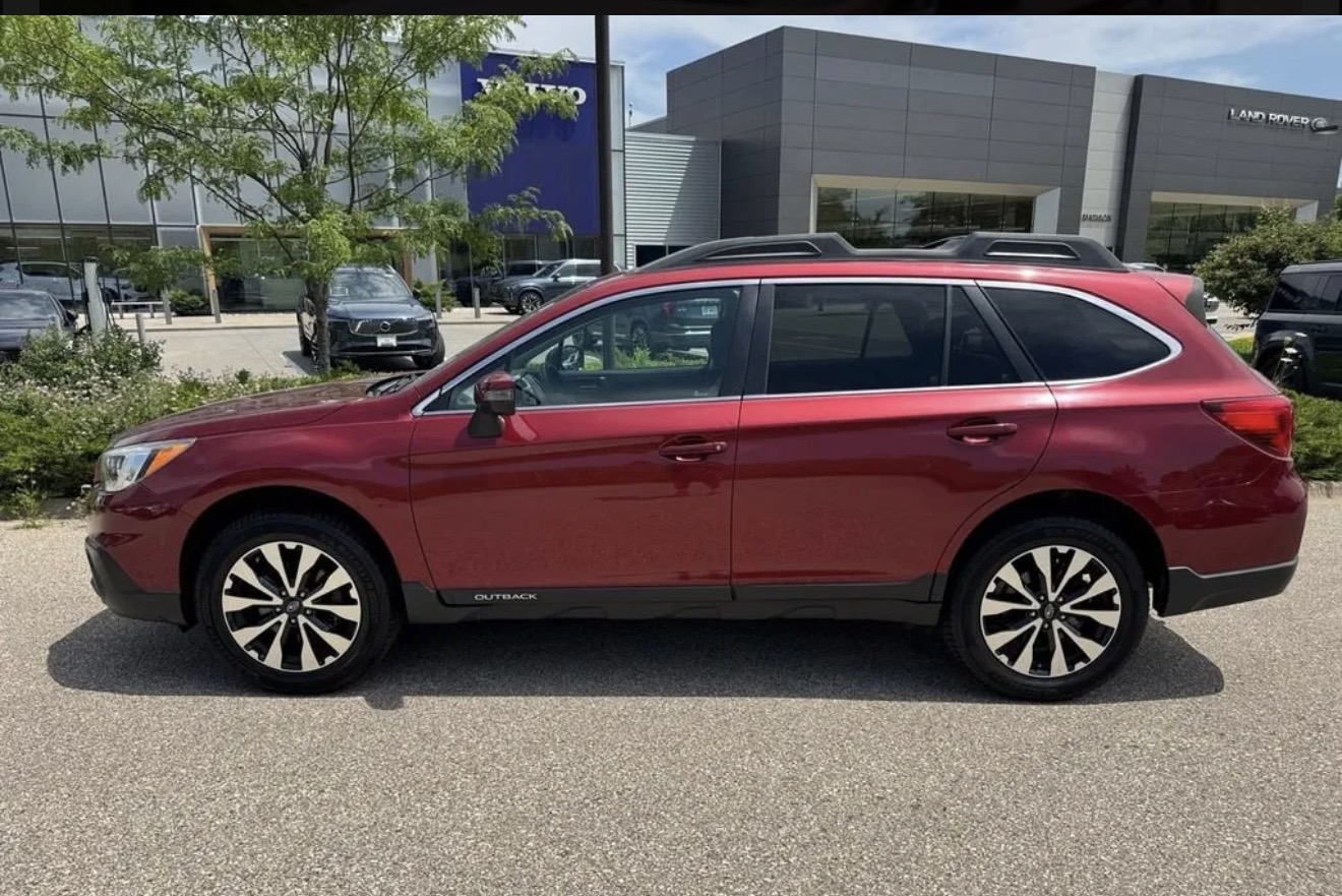Used 2016 Subaru Outback 2.5i Premium AWD/4WD image 14