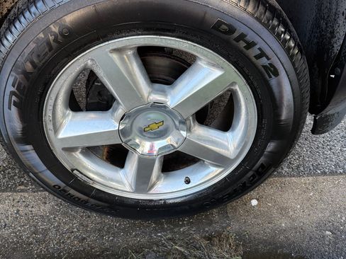 Used 2010 Chevrolet Avalanche LS RWD image 8