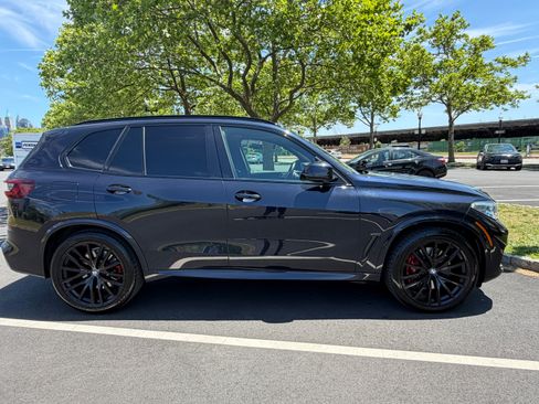 Used 2021 BMW X5 M50i w/ Executive Package AWD/4WD image 5