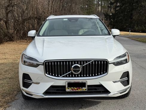 Used 2022 Volvo XC60 T8 Inscription w/ Advanced Package AWD/4WD image 8