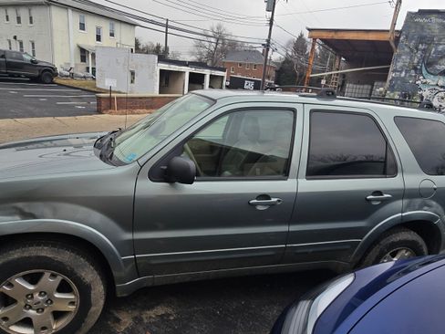 Used 2006 Ford Escape Limited image 5