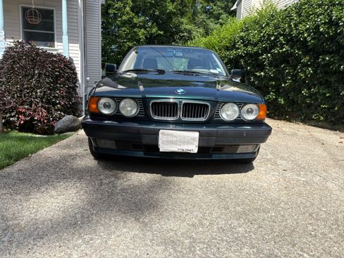 Used 1995 BMW 525i Sedan RWD image 6