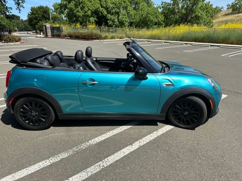 Used 2016 MINI Cooper Convertible image 13
