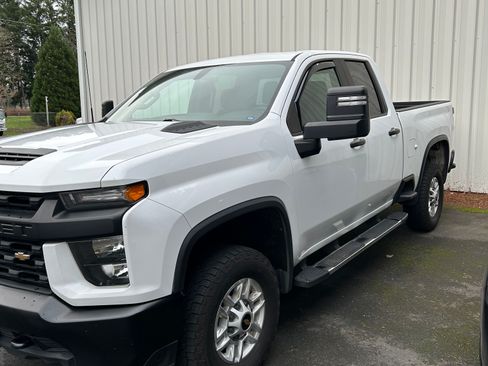 Used 2021 Chevrolet Silverado 2500 W/T w/ WT Convenience Package image 2