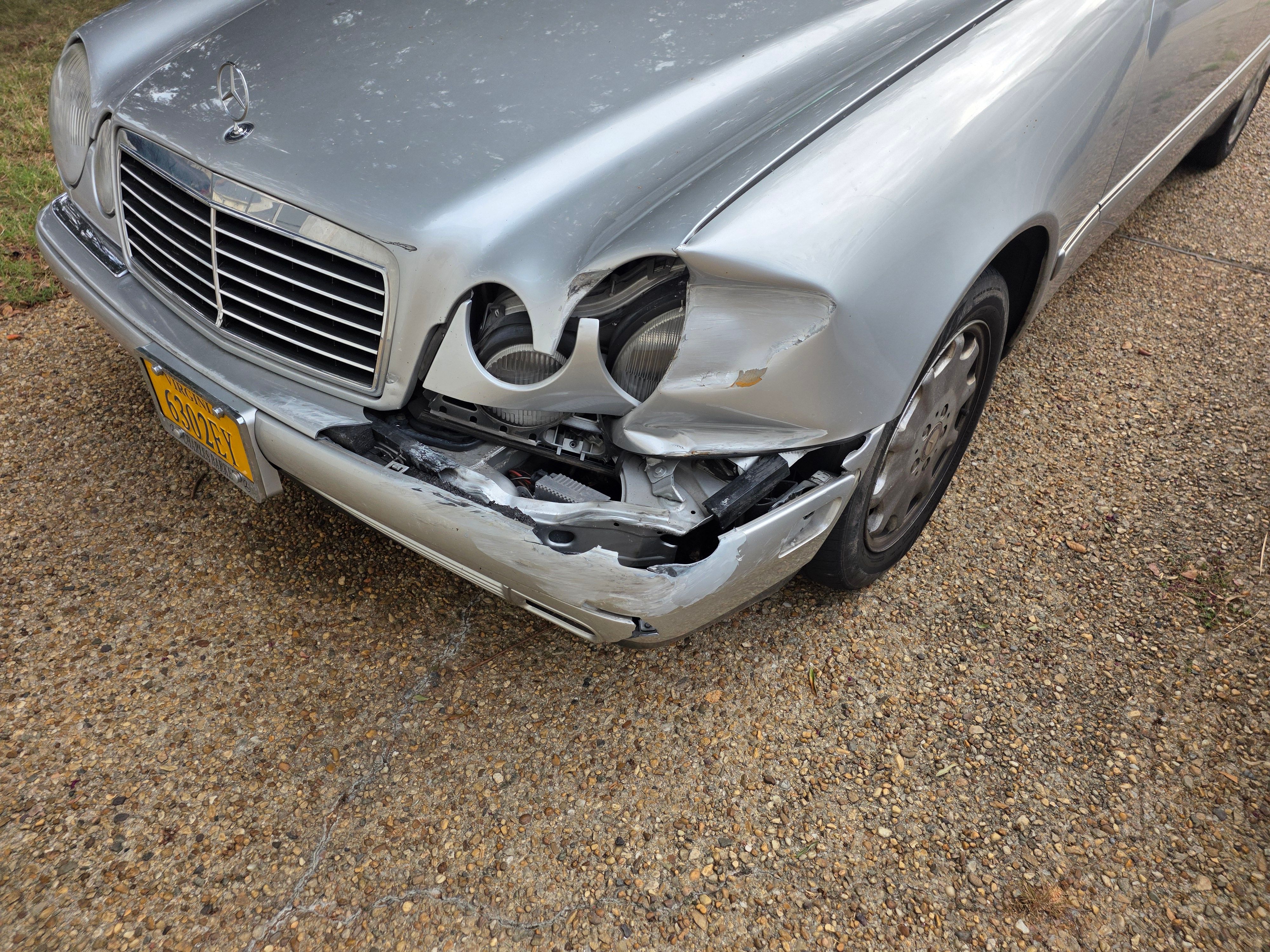 Used 1999 Mercedes-Benz E 320 Sedan image 8