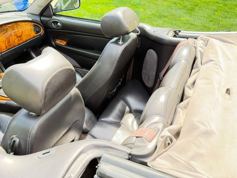 Used 2002 Jaguar XK8 Convertible RWD image 12