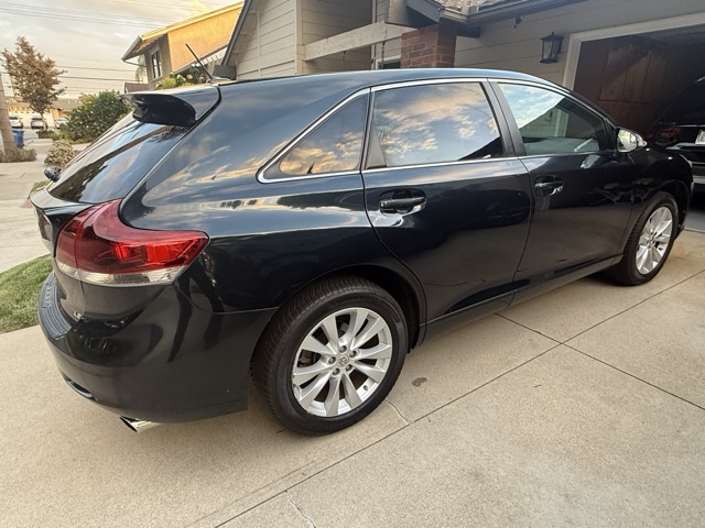 Used 2013 Toyota Venza LE FWD image 13