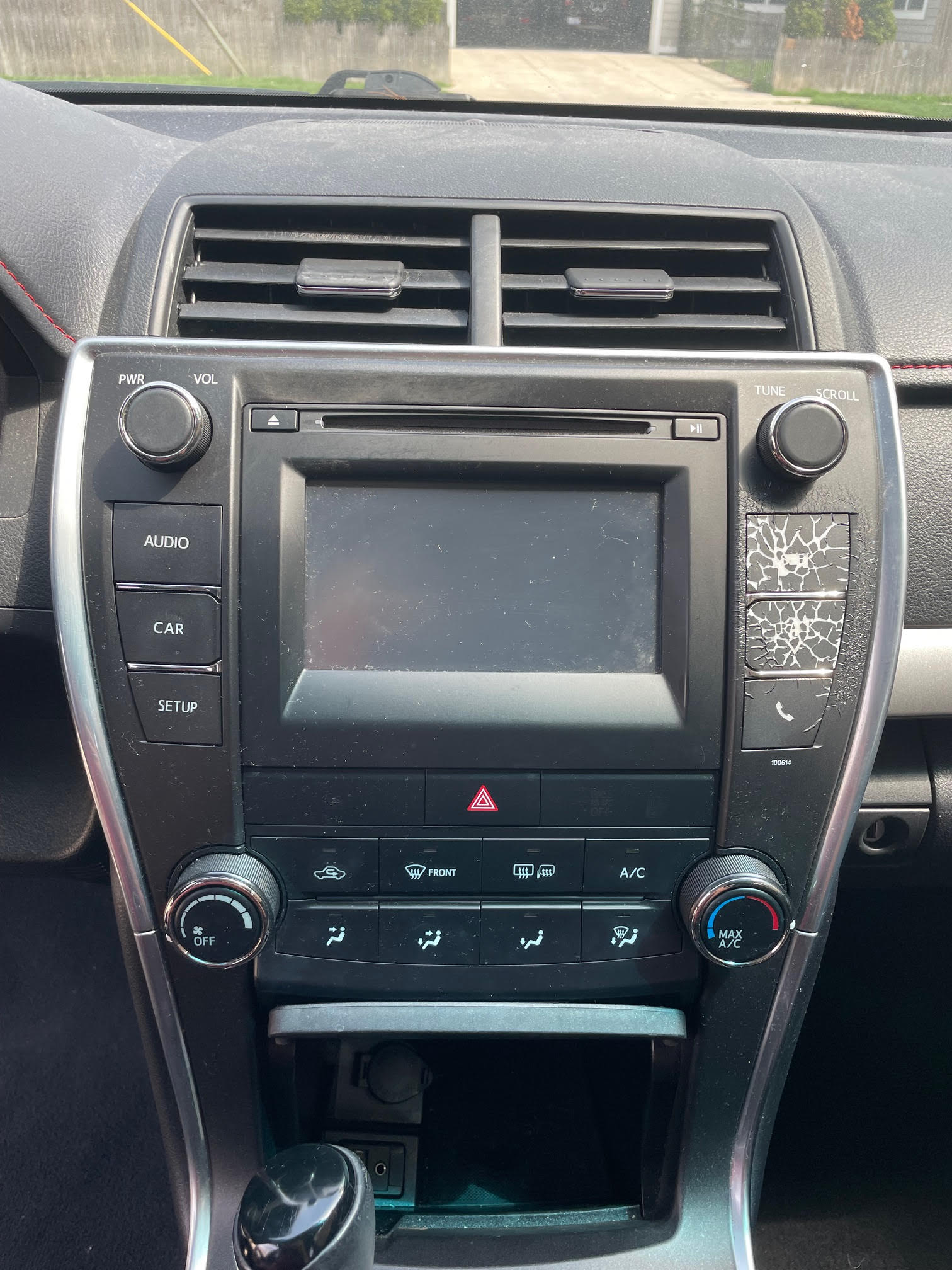Used 2016 Toyota Camry SE FWD image 9