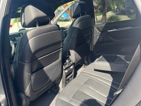 Used 2018 BMW X5 xDrive50i AWD/4WD image 11