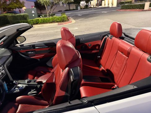 Used 2015 BMW M4 Convertible 2D image 9