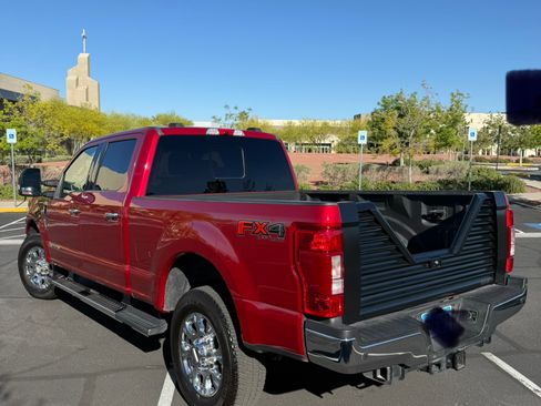 Used 2020 Ford F350 Lariat w/ Chrome Package AWD/4WD image 6