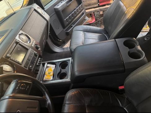 Used 2012 Ford F350 Lariat w/ Chrome Pkg image 12