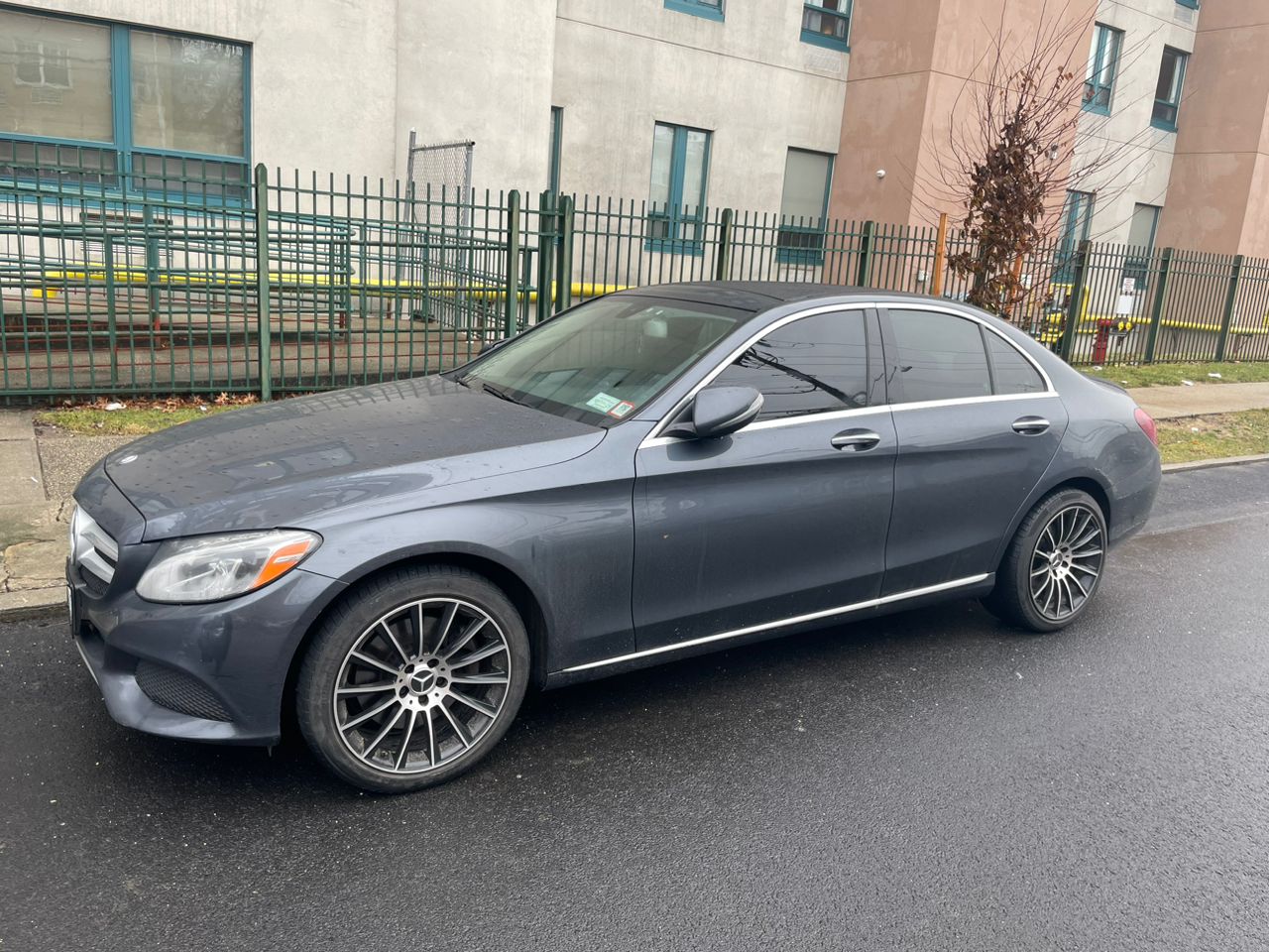 Used 2016 Mercedes-Benz C 300 4MATIC Sedan image 10