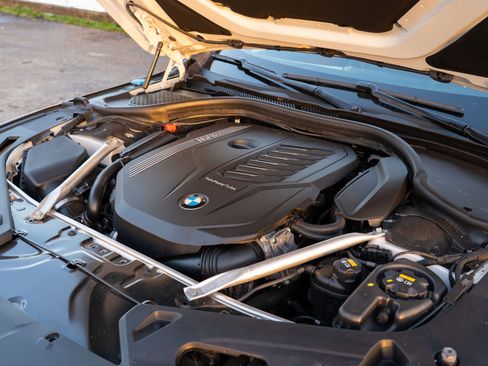 Used 2022 BMW 840i Coupe image 12