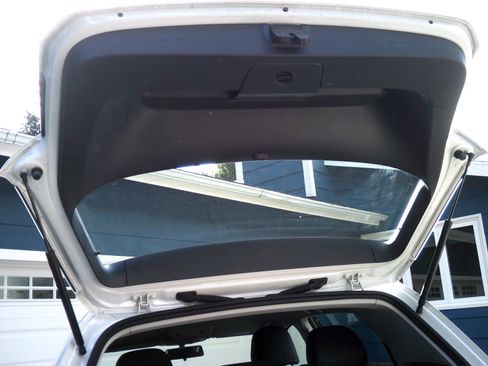 Used 2015 Volkswagen Golf SEL image 26