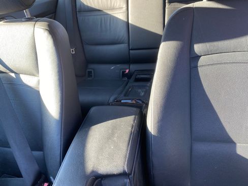 Used 2007 BMW 328i Coupe image 10