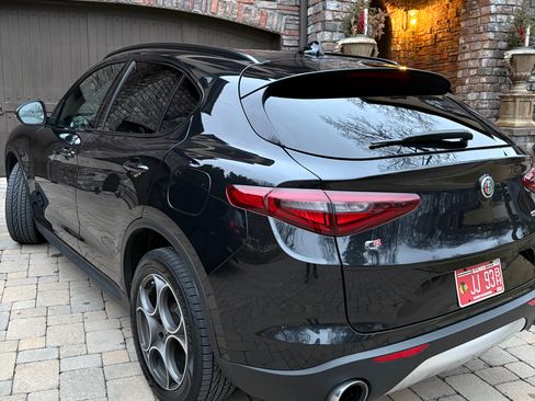 Used 2018 Alfa Romeo Stelvio Sport w/ Quick Order Package 22J Sport image 8