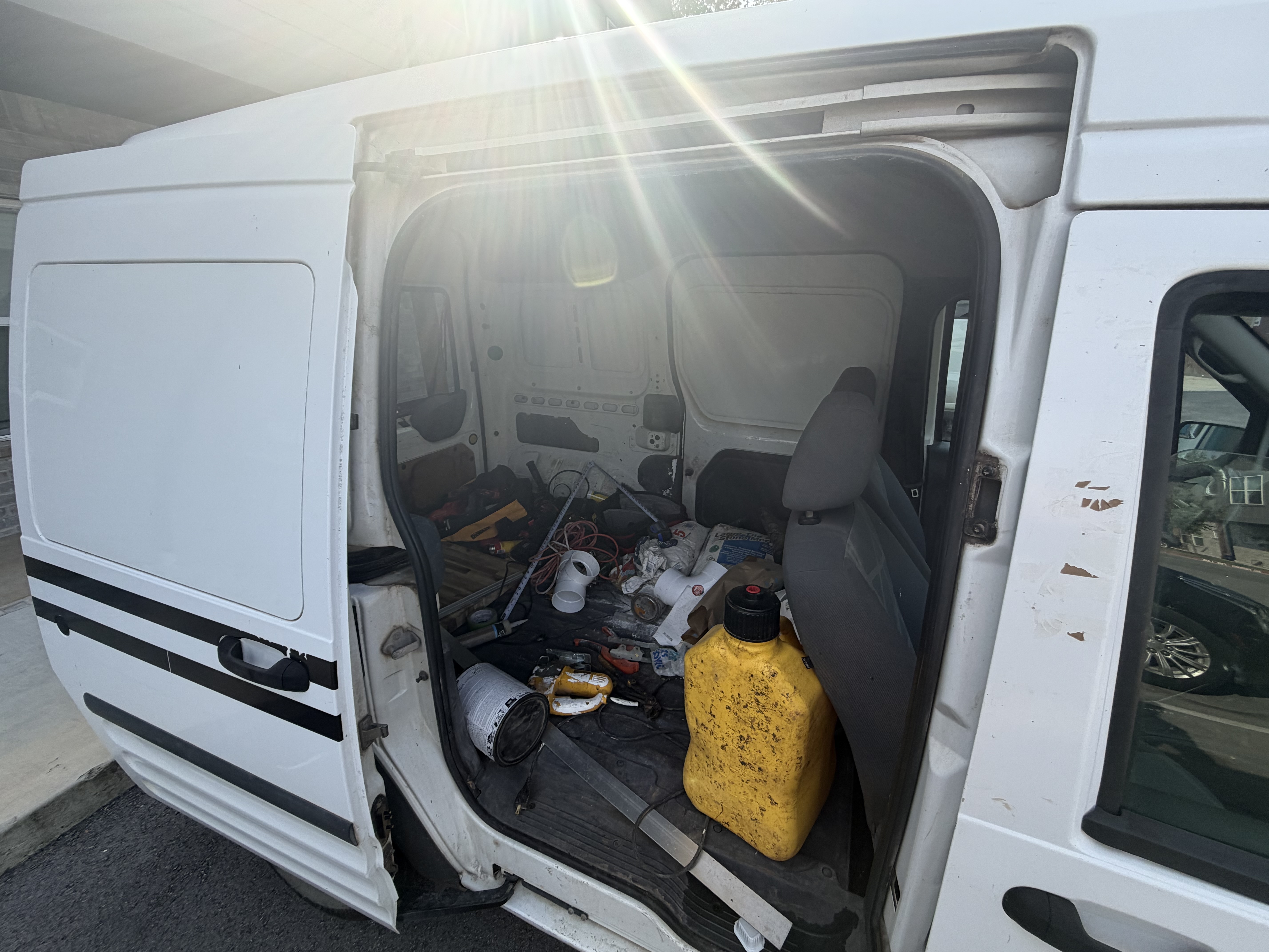 Used 2011 Ford Transit Connect XLT FWD image 13