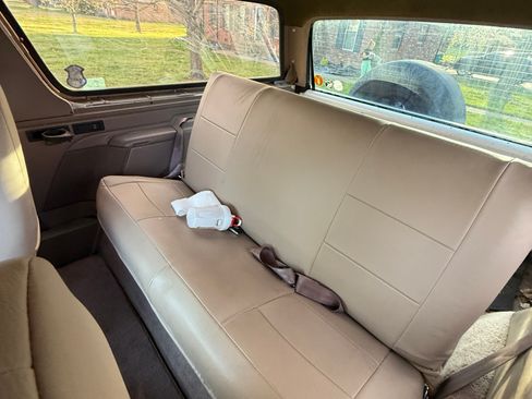 Used 1996 Ford Bronco image 13