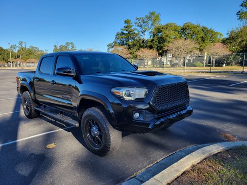 Used 2016 Toyota Tacoma SR5 image 4
