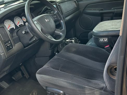 Used 2004 Dodge Ram 2500 Truck SLT w/ Trailer Tow Group image 11