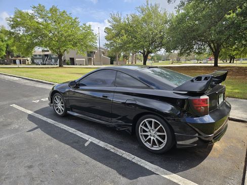 Used 2004 Toyota Celica GT-S FWD image 4
