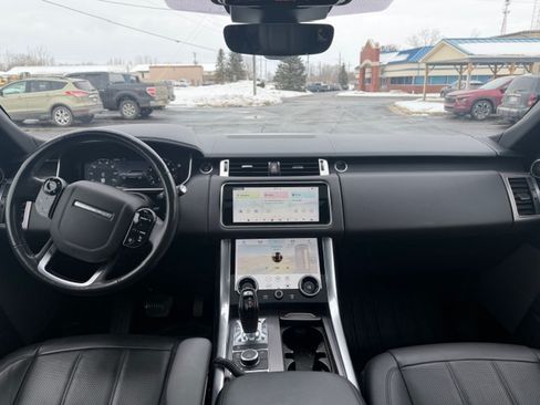 Used 2020 Land Rover Range Rover Sport HSE image 13