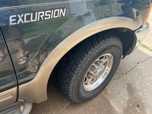 Used 2000 Ford Excursion Limited image 4