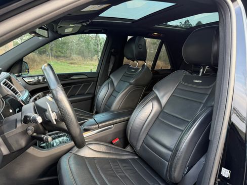 Used 2014 Mercedes-Benz ML 63 AMG 4MATIC image 12