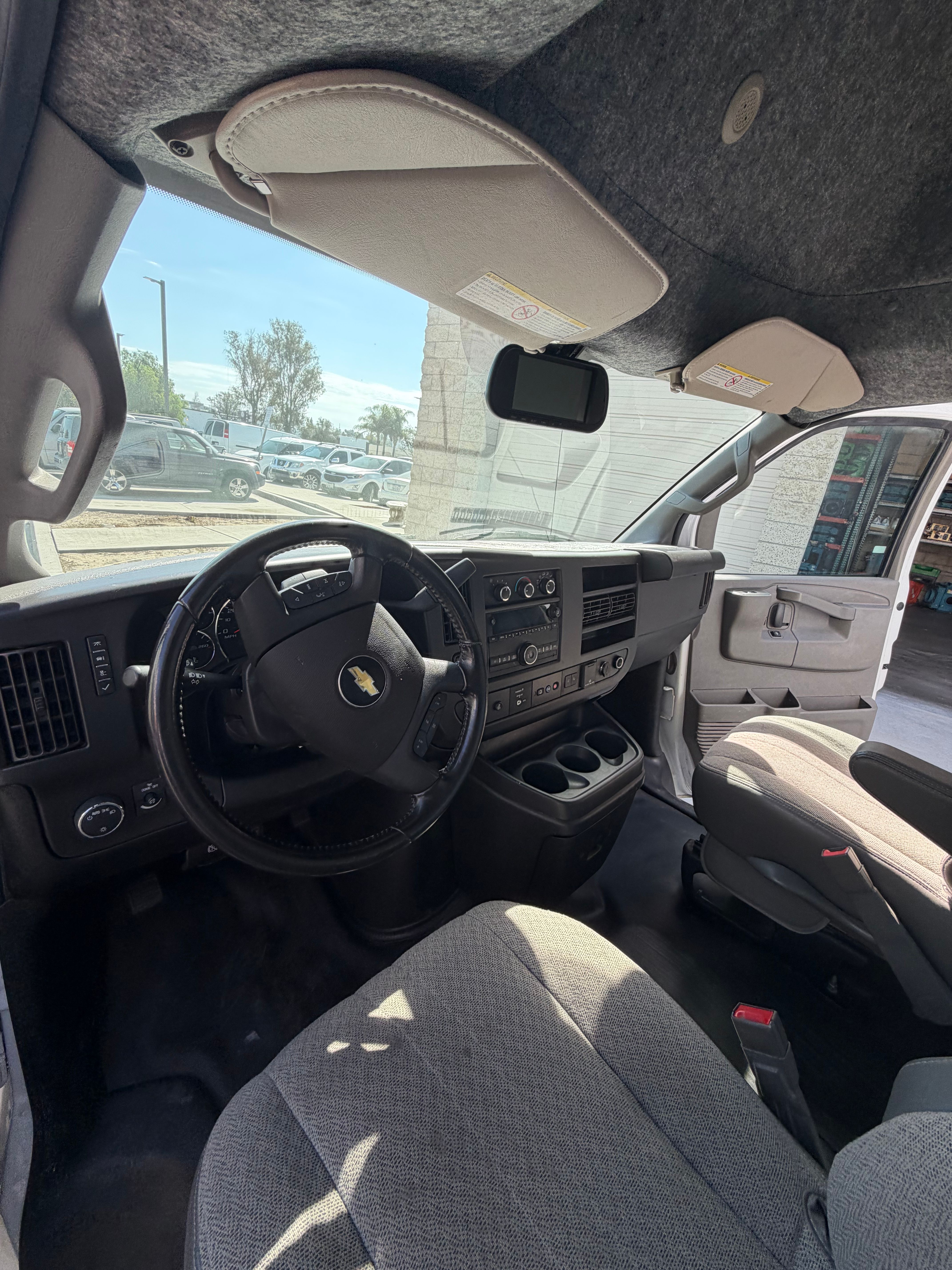 Used 2021 Chevrolet Express 3500 w/ Power Convenience Package RWD image 19