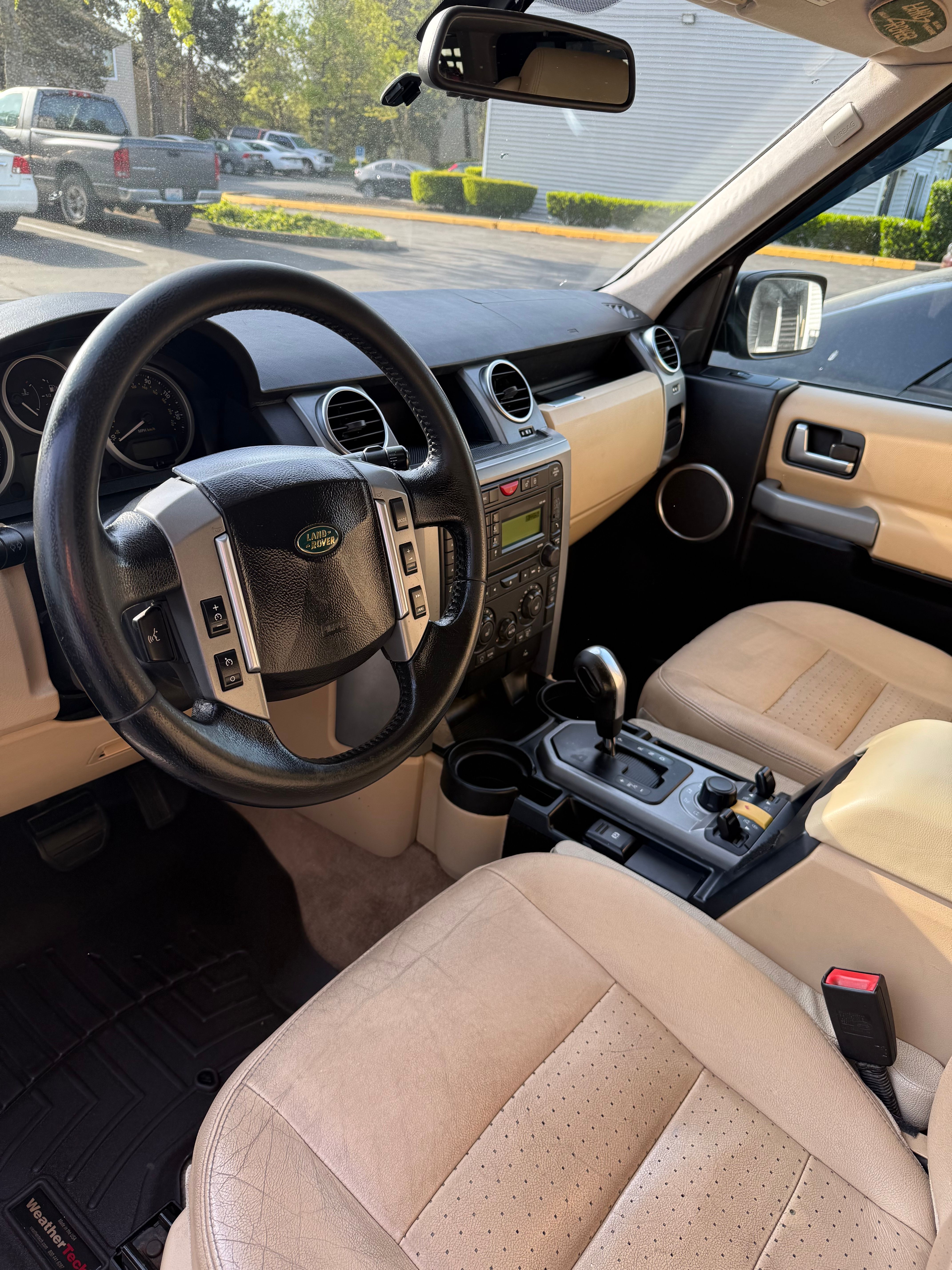 Used 2008 Land Rover LR3 SE AWD/4WD image 2