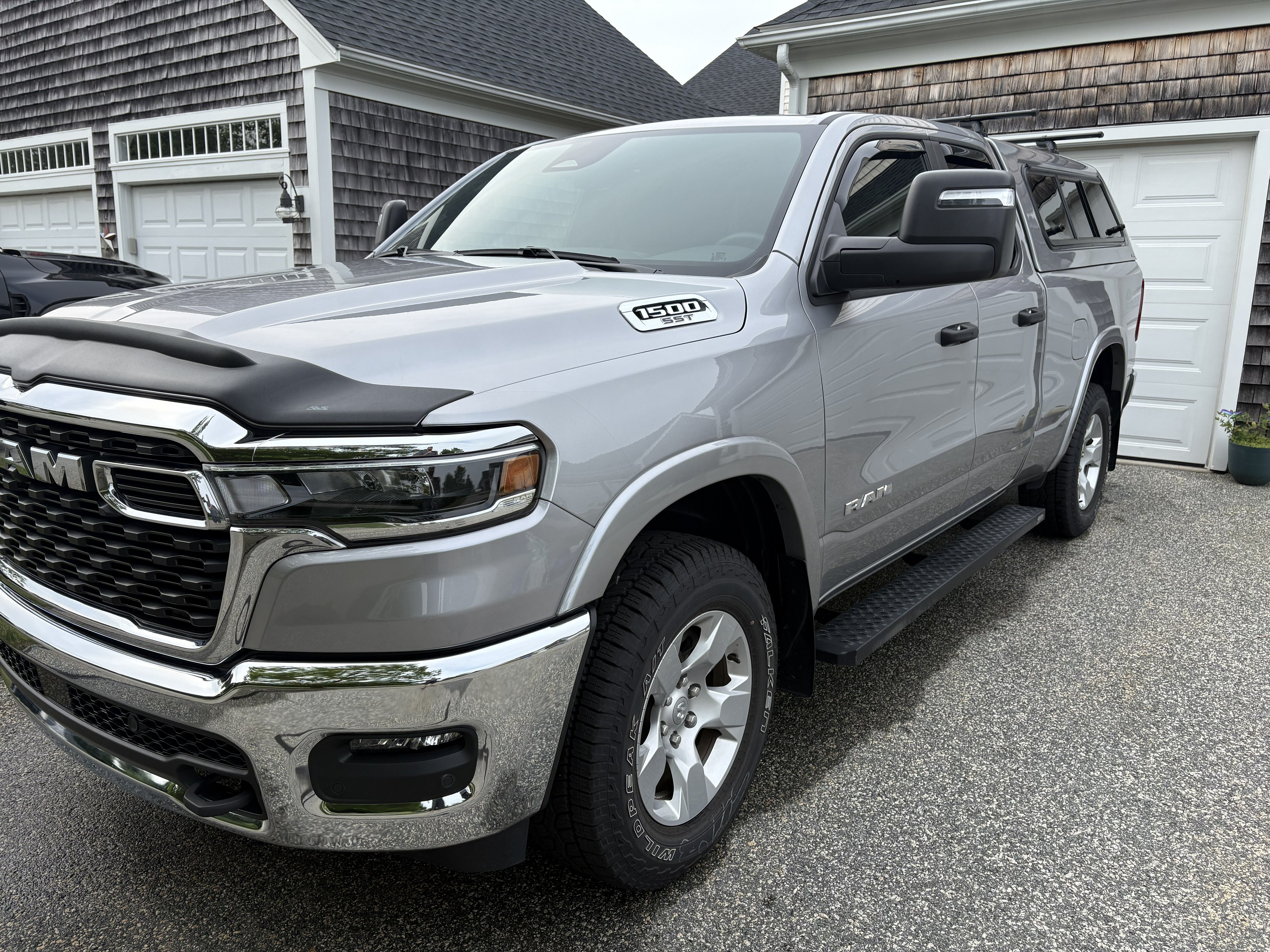 Used 2025 RAM 1500 Big Horn AWD/4WD image 1