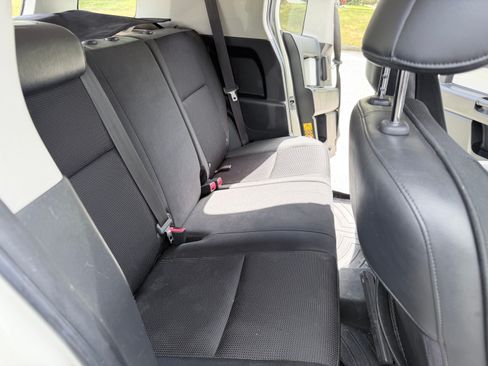 Used 2008 Toyota FJ Cruiser 4WD image 6
