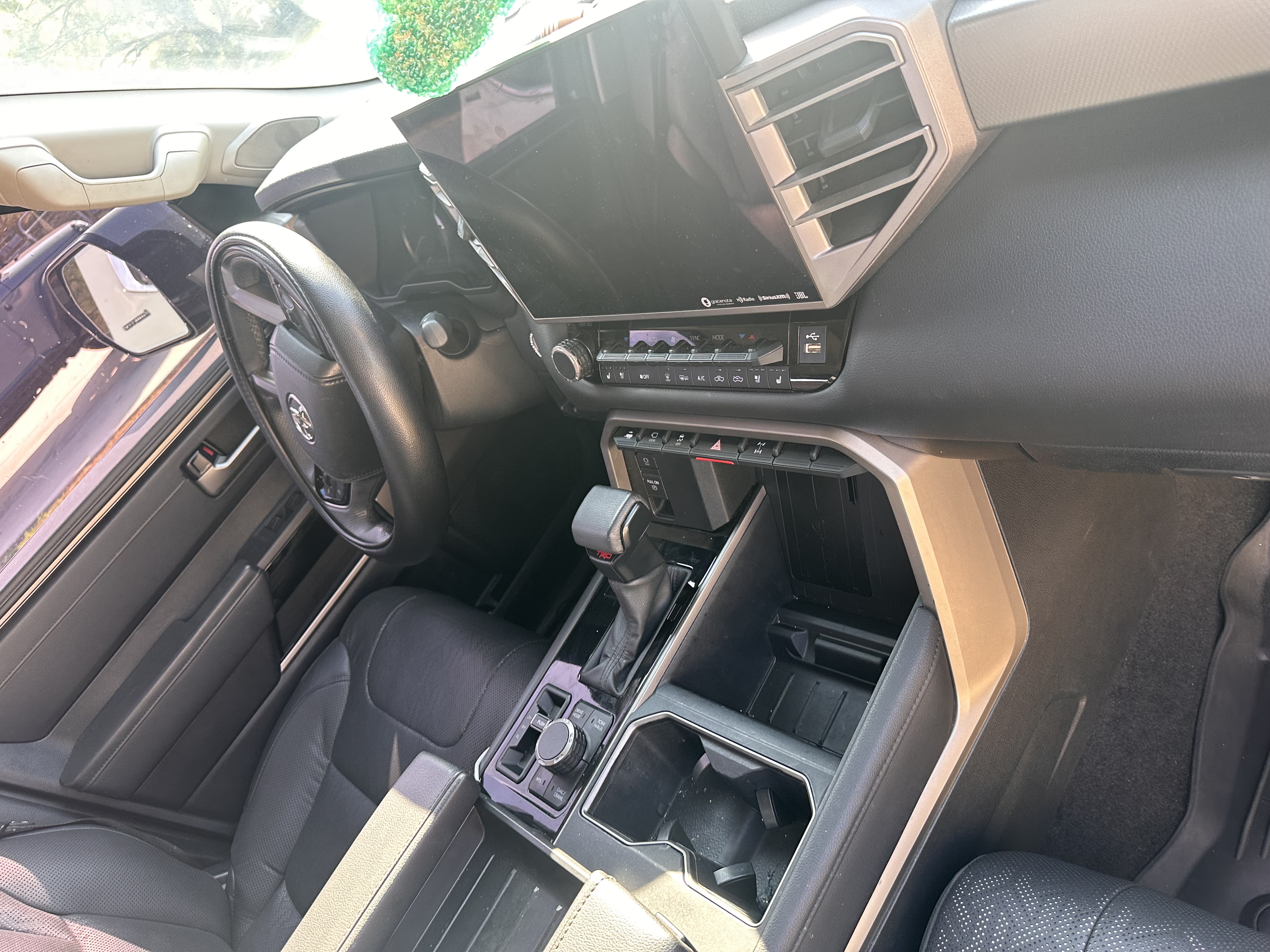 Used 2022 Toyota Tundra Limited w/ TRD Off-Road Package AWD/4WD image 13